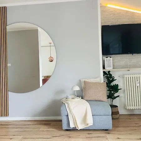 Mathilda Apartment *